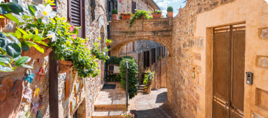 Italian alleyway