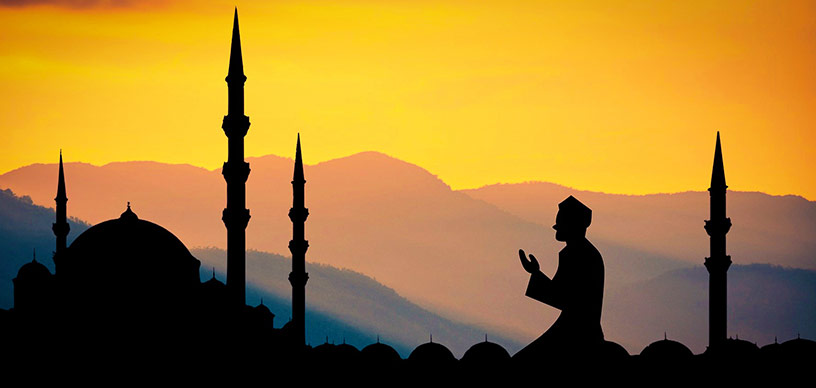 ramadan-worshipper